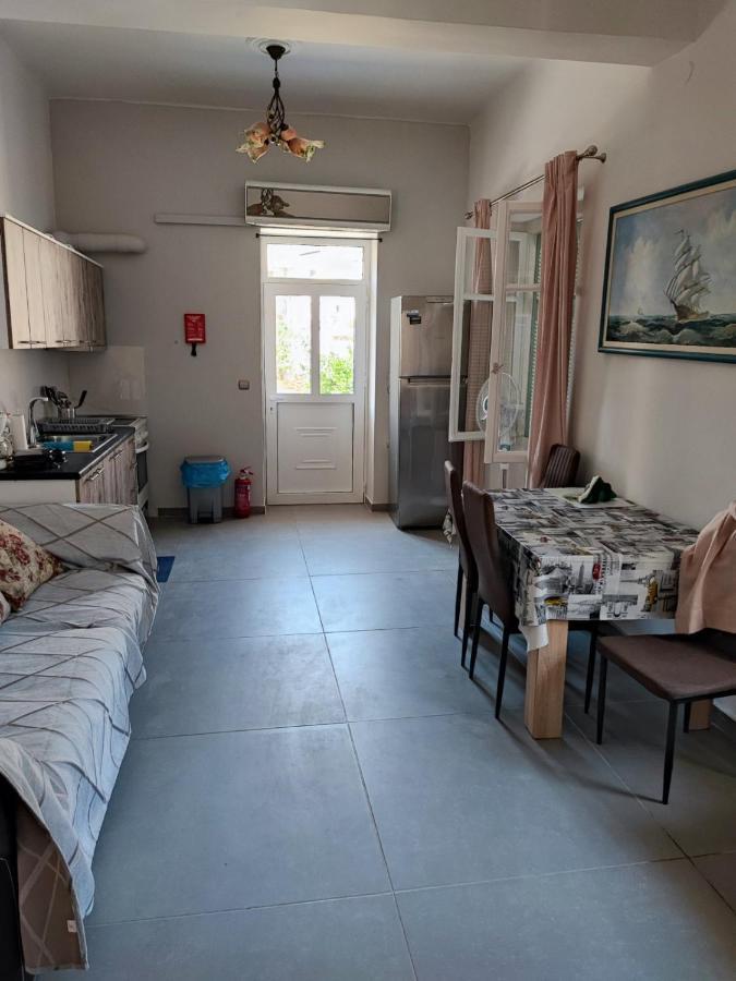 Ευχάριστο Σπίτι Στο Κέντρο Της Πόλης Του Ναυπλίου. Apartamento Náuplia Exterior foto